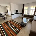 Апартхотел старият град в етнографски комплекс Златоград