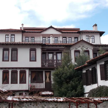 Апартхотел старият град в етнографски комплекс 3*